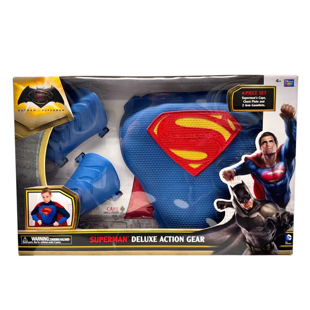 DC Comics Batman vs Superman: Dawn of Justice Superman Deluxe Action Gear